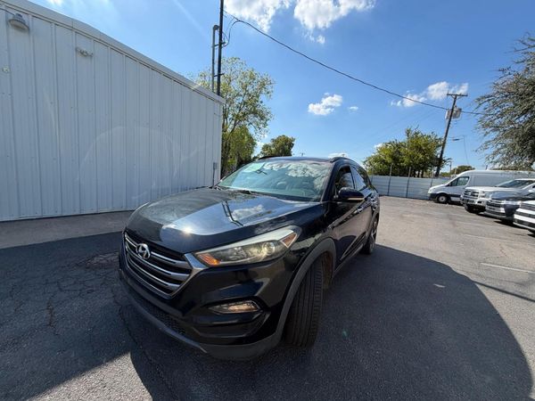 2016 HYUNDAI TUCSON