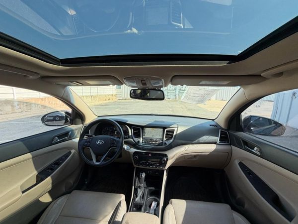 2016 HYUNDAI TUCSON