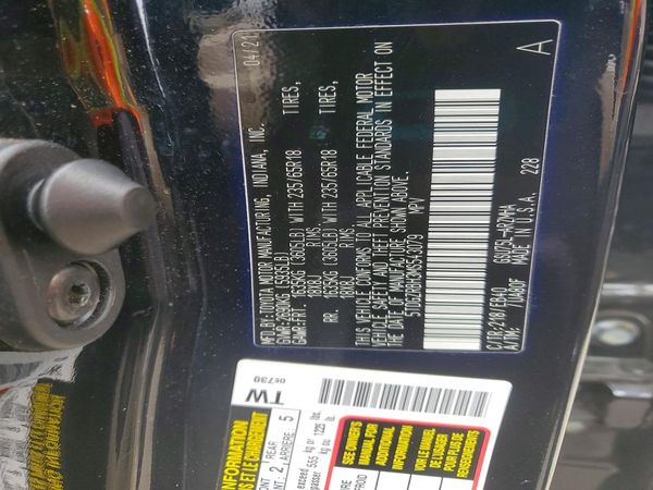 2021 TOYOTA HIGHLANDER XLE — VINS