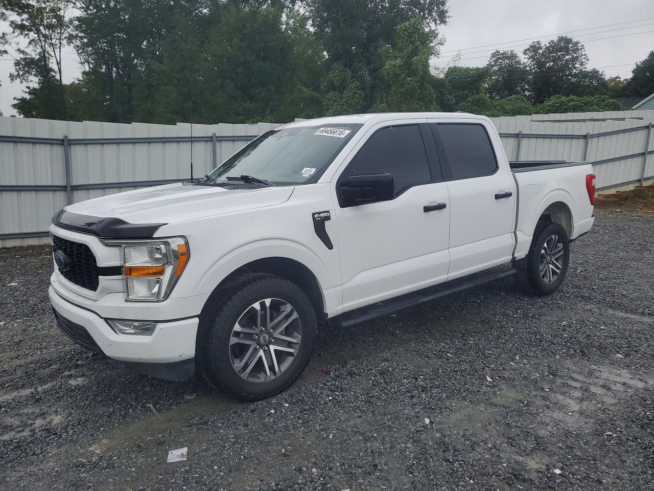 2021 FORD F150 — Front 3/4