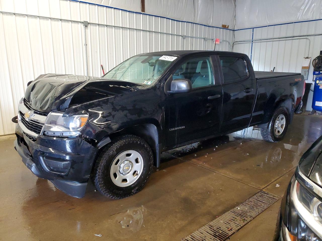 2016 CHEVROLET COLORADO Work Truck — Front 3/4