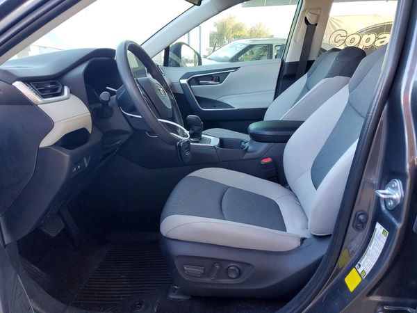 2024 TOYOTA RAV4 XLE — DENT