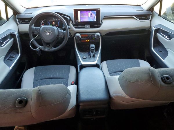 2024 TOYOTA RAV4 XLE — CKPT