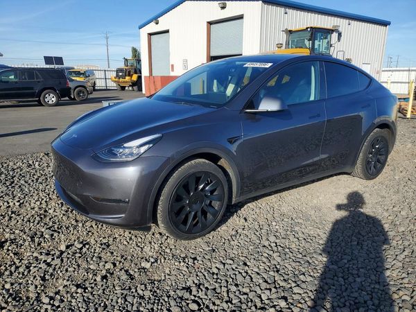 2022 TESLA MODEL Y — DSFA — Front 3/4