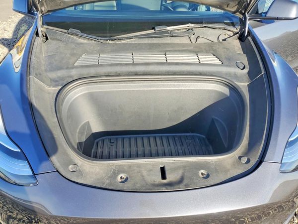 2022 TESLA MODEL Y — Engine bay