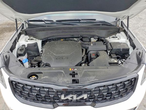 2024 KIA TELLURIDE — Engine bay