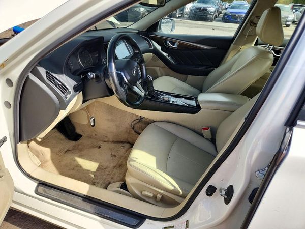 2019 INFINITI Q50 — DENT