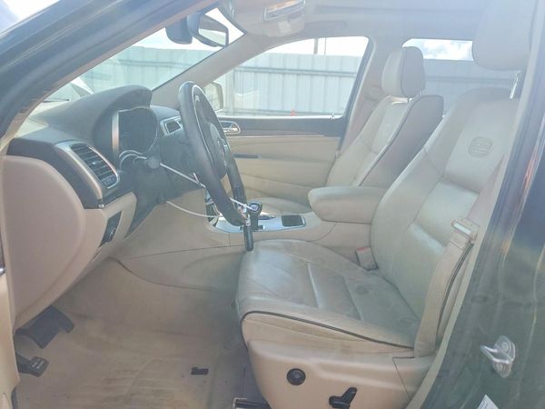 2014 JEEP CHEROKEE Overland — DENT