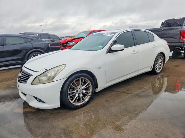 2013 INFINITI G37 — Front 3/4