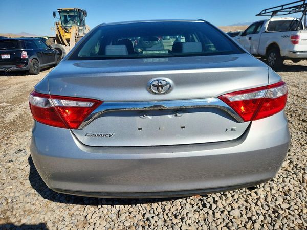2015 TOYOTA CAMRY — DIRR