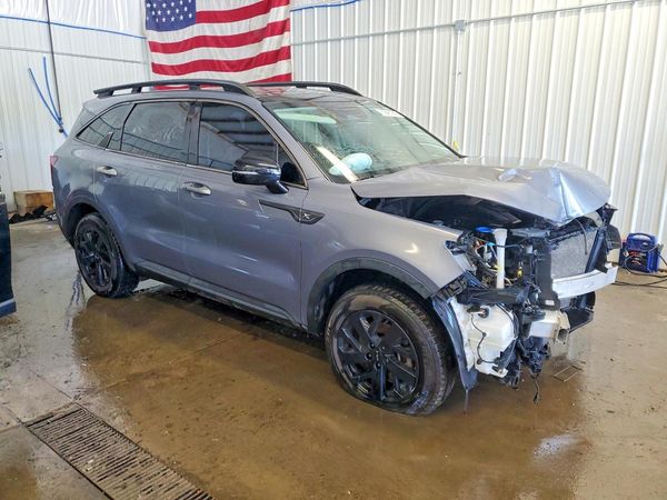 2022 KIA SORENTO S — Passenger 3/4