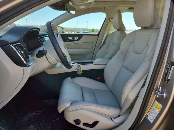 2019 VOLVO S60 Inscription — DENT