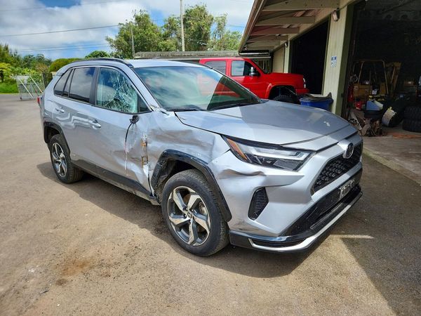 2025 TOYOTA RAV4 SE — Passenger 3/4