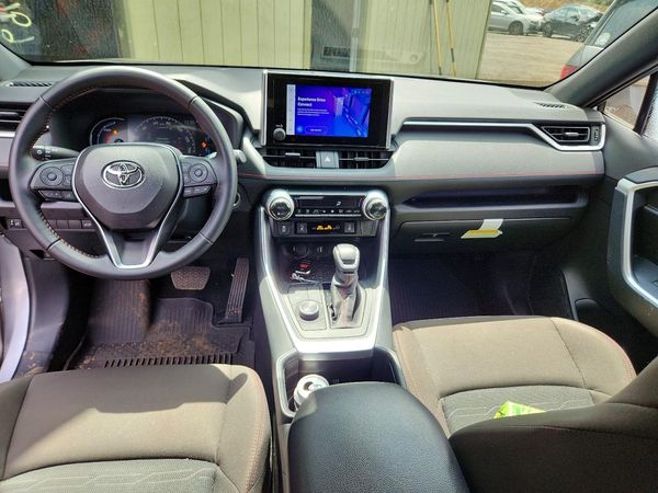 2025 TOYOTA RAV4 SE — CKPT