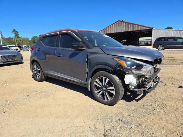 2019 NISSAN KICKS — Passenger 3/4