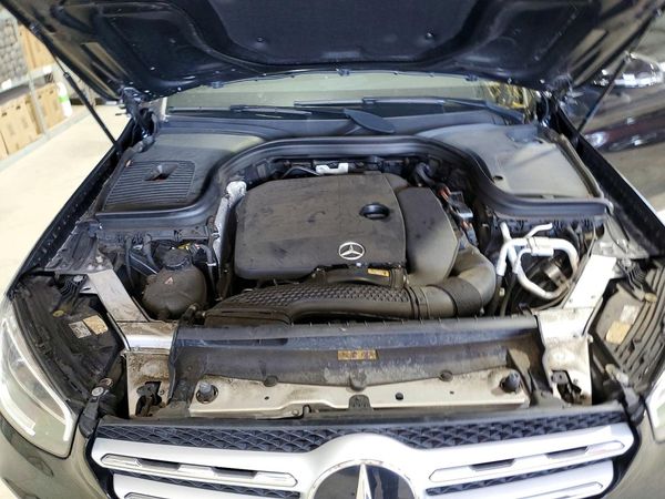2020 MERCEDES-BENZ GLC-CLASS GLC300-4M — Engine bay