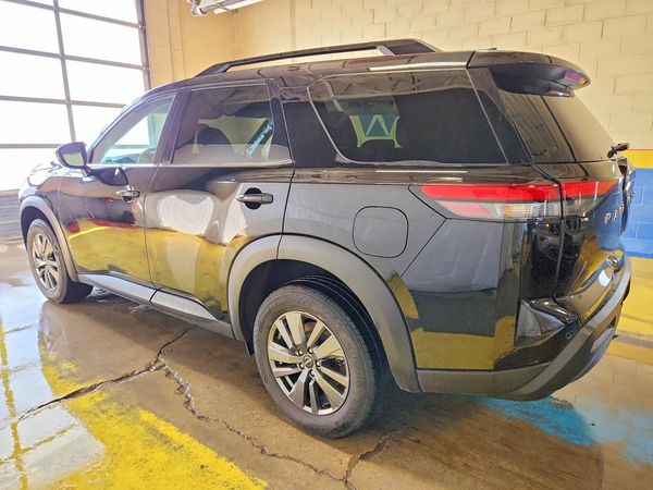 2025 NISSAN PATHFINDER SV — DSRA