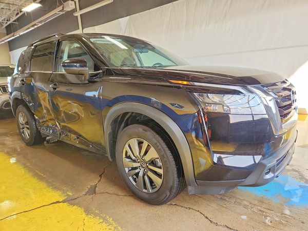 2025 NISSAN PATHFINDER SV — Passenger 3/4