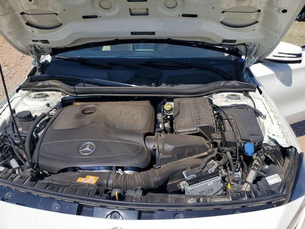 2018 MERCEDES-BENZ GLA — Engine bay