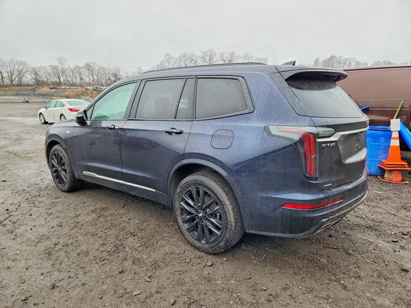 2021 CADILLAC XT6 Sport