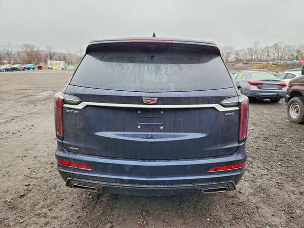 2021 CADILLAC XT6 Sport
