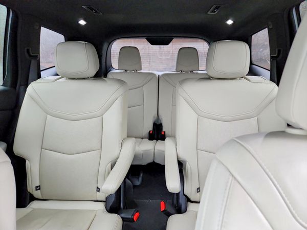 2021 CADILLAC XT6 Sport