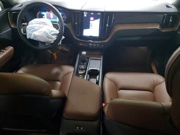 2022 VOLVO XC60 — CKPT