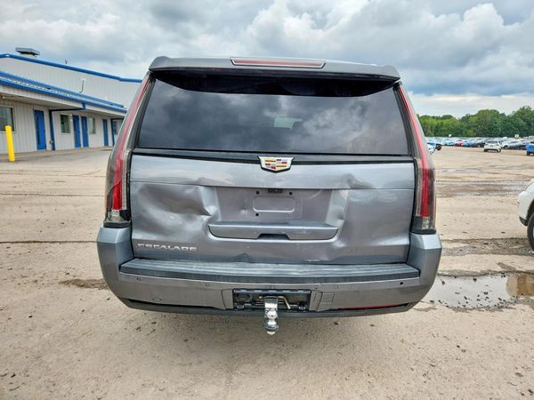 2020 CADILLAC ESCALADE ESV Luxury — DIRR