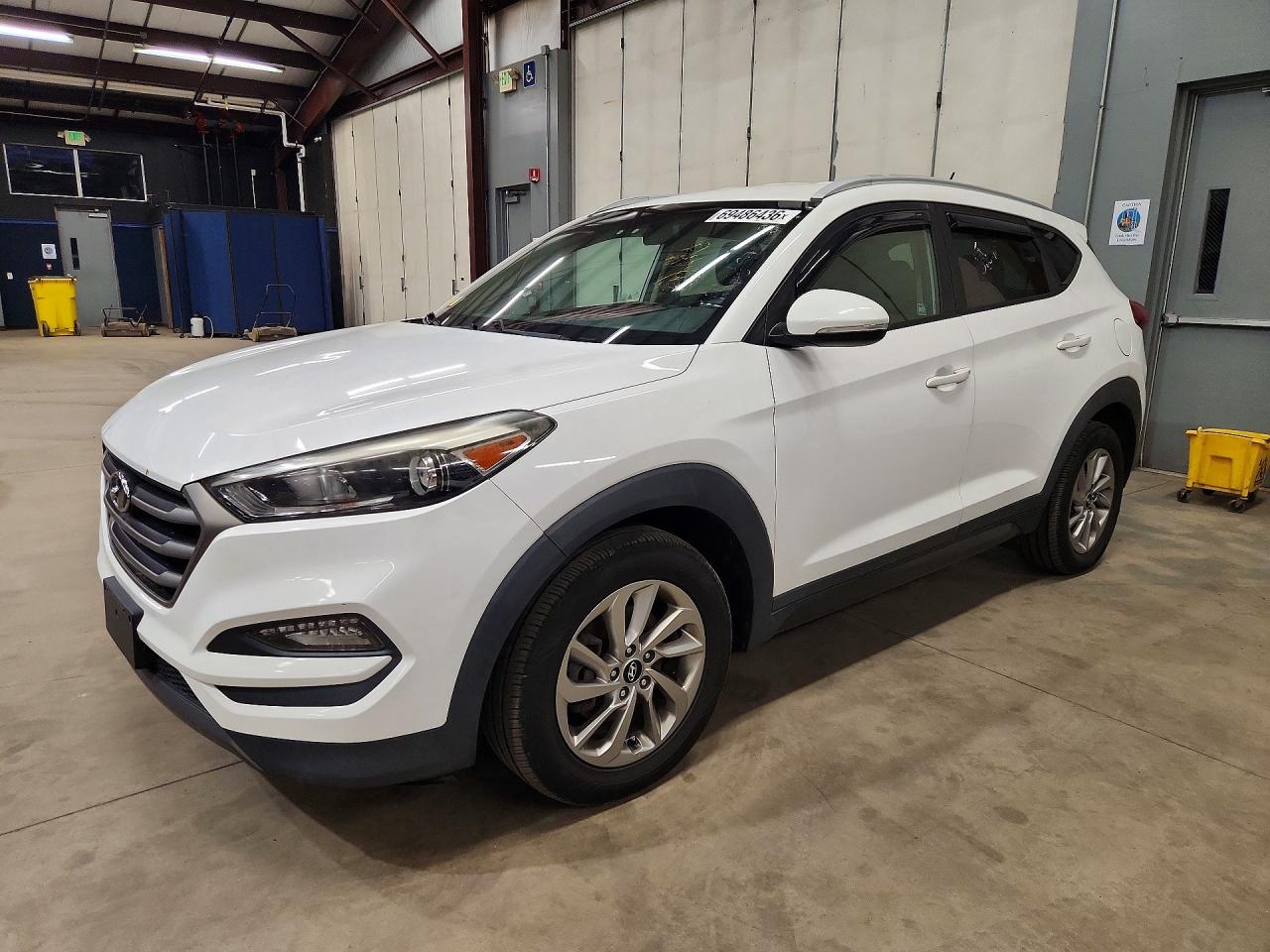 2016 HYUNDAI TUCSON