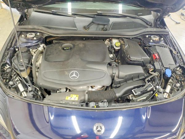 2018 MERCEDES-BENZ CLA-CLASS CLA250-4M — Engine bay