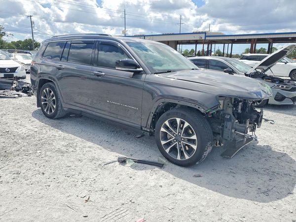 2021 JEEP GRAND CHEROKEE — Passenger 3/4