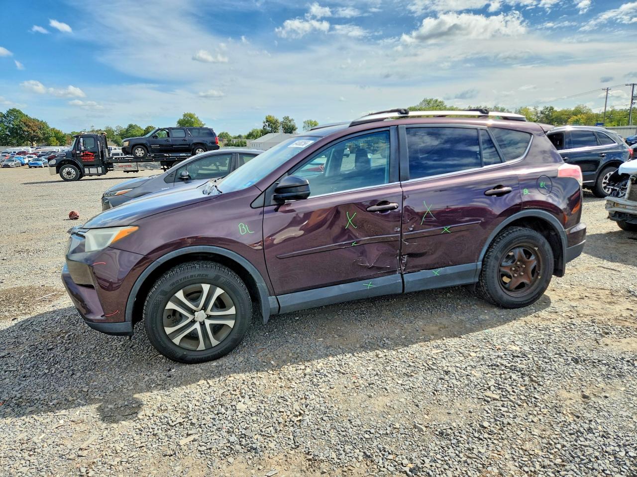 2016 TOYOTA RAV4 LE (X Grade) — Front 3/4