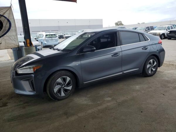 2019 HYUNDAI IONIQ — Front 3/4