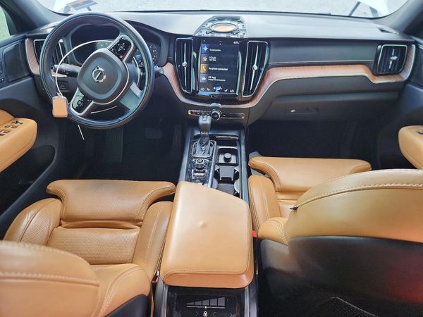 2019 VOLVO XC60 — CKPT