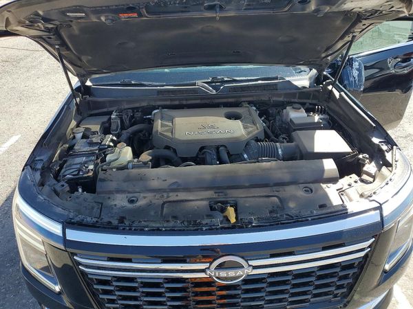 2026 NISSAN ARMADA — Engine bay