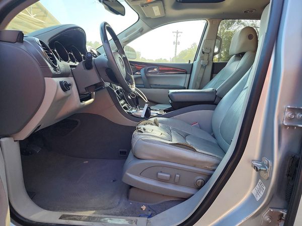 2015 TOYOTA RAV4 — DENT