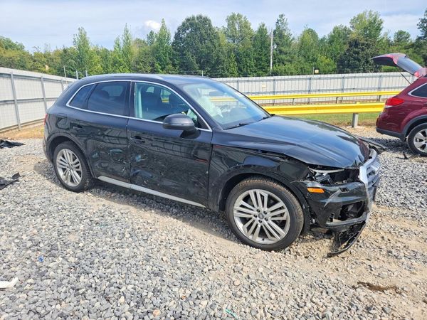 2019 AUDI Q5 quattro Premium Plus — Passenger 3/4