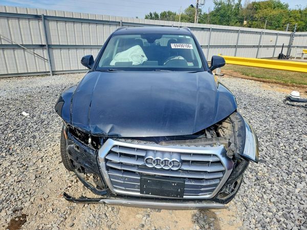2019 AUDI Q5 quattro Premium Plus — DIRF