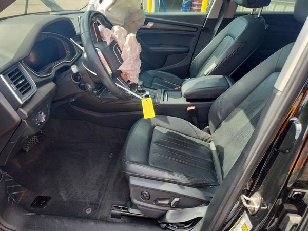 2019 AUDI Q5 quattro Premium Plus — DENT