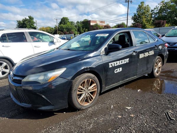 2016 TOYOTA CAMRY — DSFA — Front 3/4