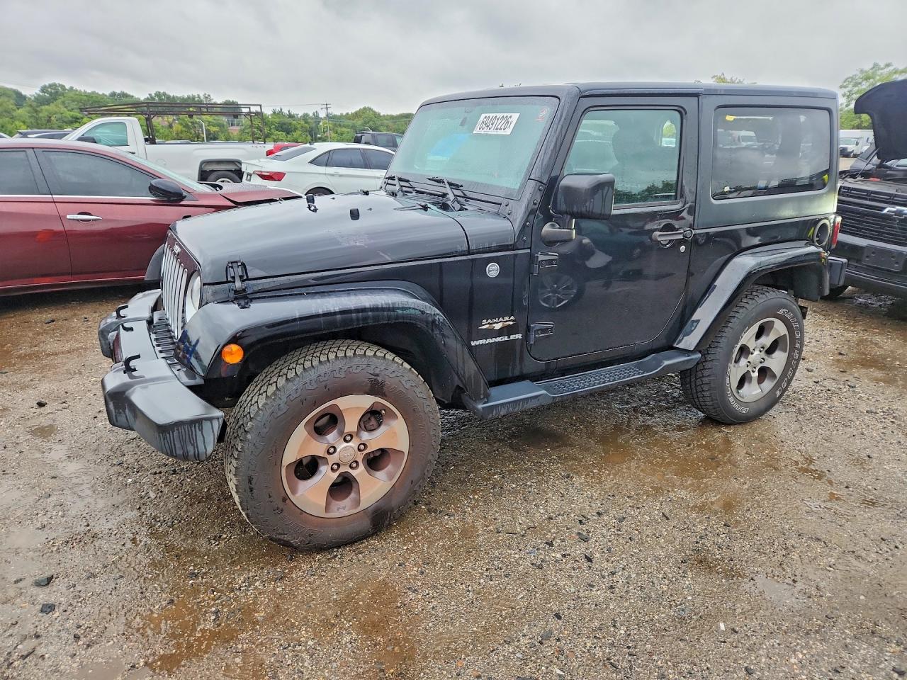 2017 JEEP WRANGLER Sahara — Front 3/4