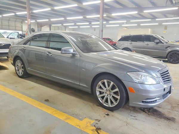 2012 MERCEDES-BENZ S S350 BLUETEC  4-MATIC — Passenger 3/4