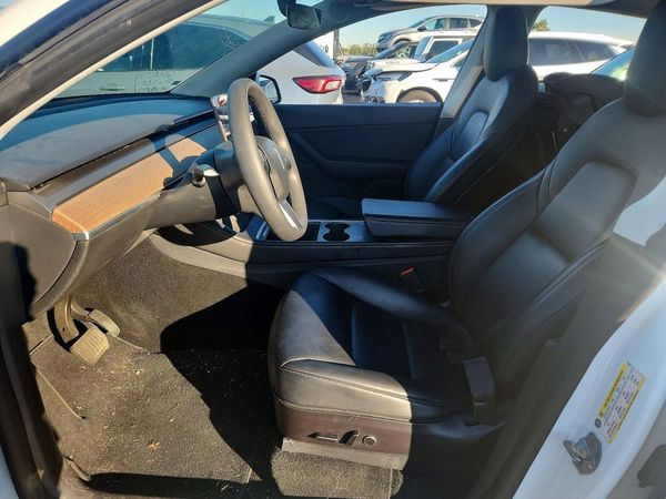 2021 TESLA MODEL Y — DENT
