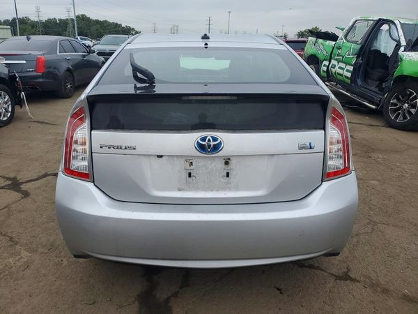 2015 TOYOTA PRIUS — DIRR