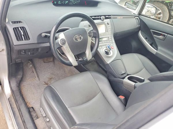 2015 TOYOTA PRIUS — CKPT