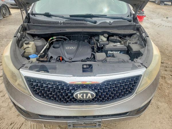 2015 KIA SPORTAGE — Engine bay