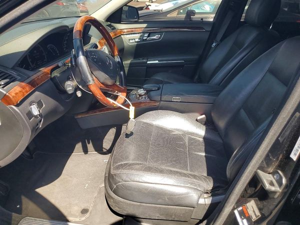 2012 MERCEDES-BENZ S S550 4-MATIC — DENT