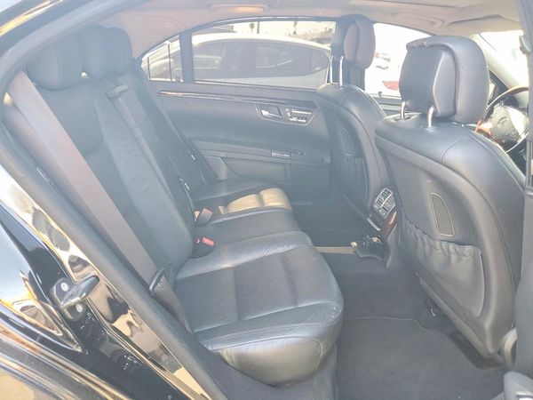 2012 MERCEDES-BENZ S S550 4-MATIC — Engine bay