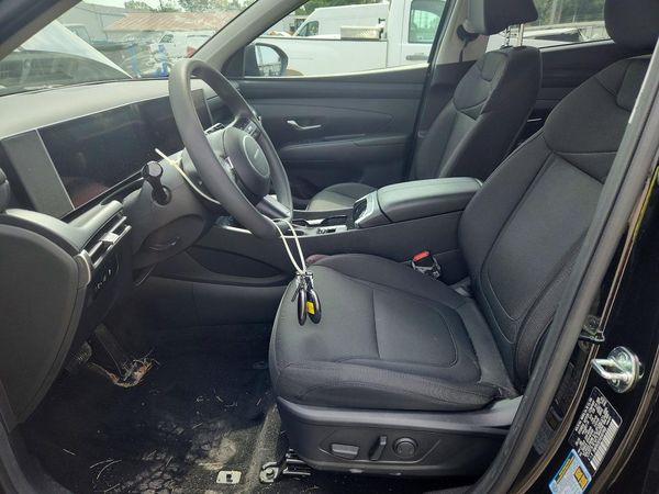 2025 HYUNDAI TUCSON — DENT