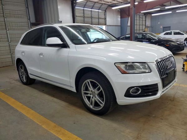 2015 AUDI Q5 Premium Plus — Passenger 3/4
